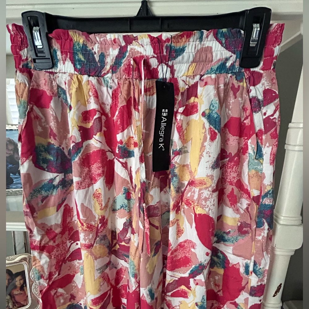 Women’s Floral Palazzo Pants - Picture 3 of 8